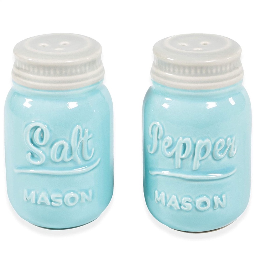 Rustic farmhouse mason jar salt and pepper shakers